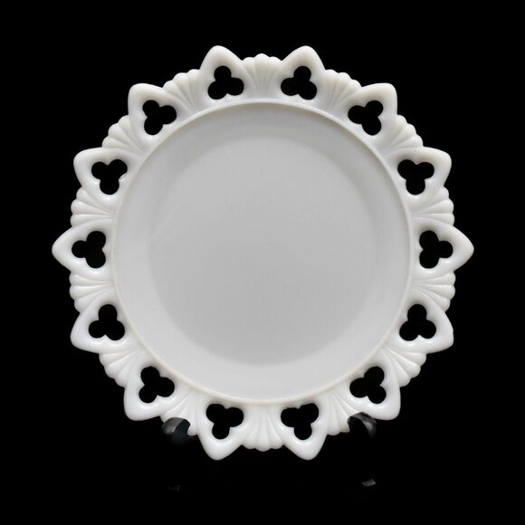 Vintage Kemple Milk Glass Serving Plate Dish Reticulated Edge Lace Edge 9.5 in - Picture 1 of 3